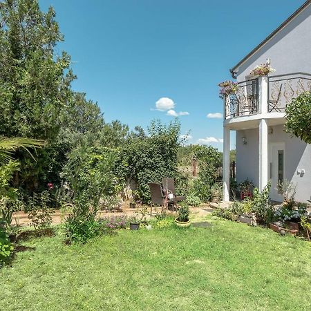 Apartment Lavander 02 Пула Екстериор снимка