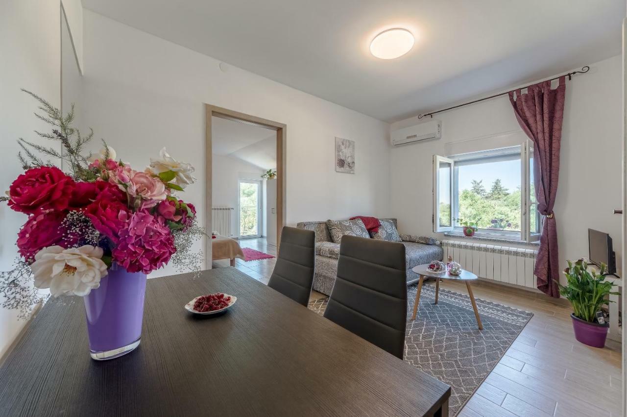 Apartment Lavander 02 Пула Екстериор снимка