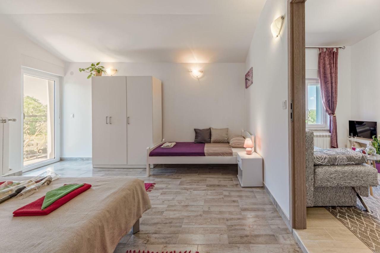 Apartment Lavander 02 Пула Екстериор снимка